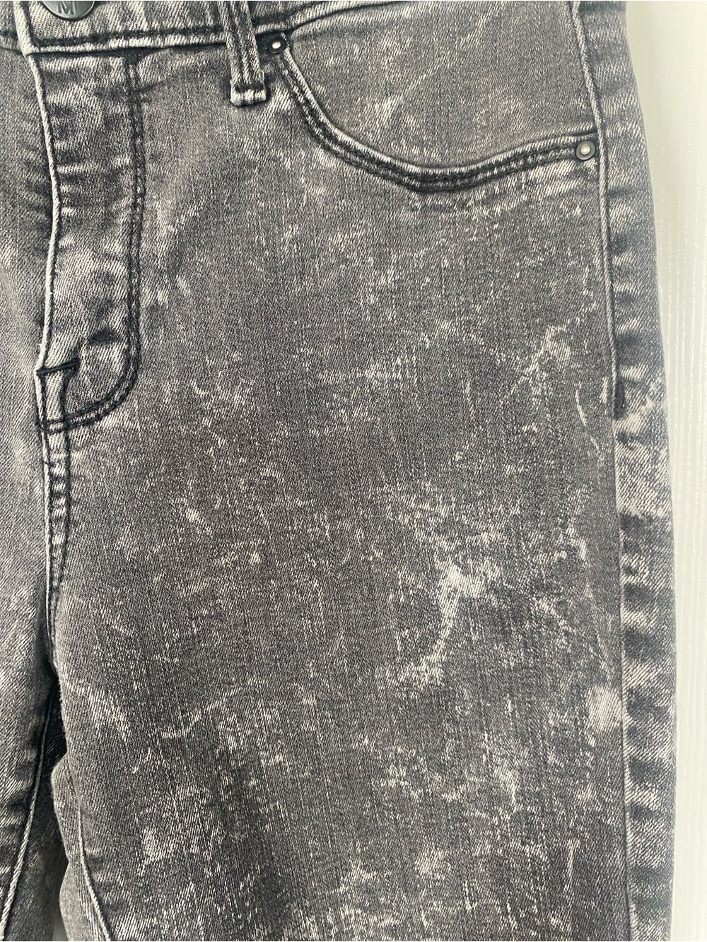 Mossimo charcoal wash distressed denim high rise jeggings Sz 6/28 - Picture 2 of 15